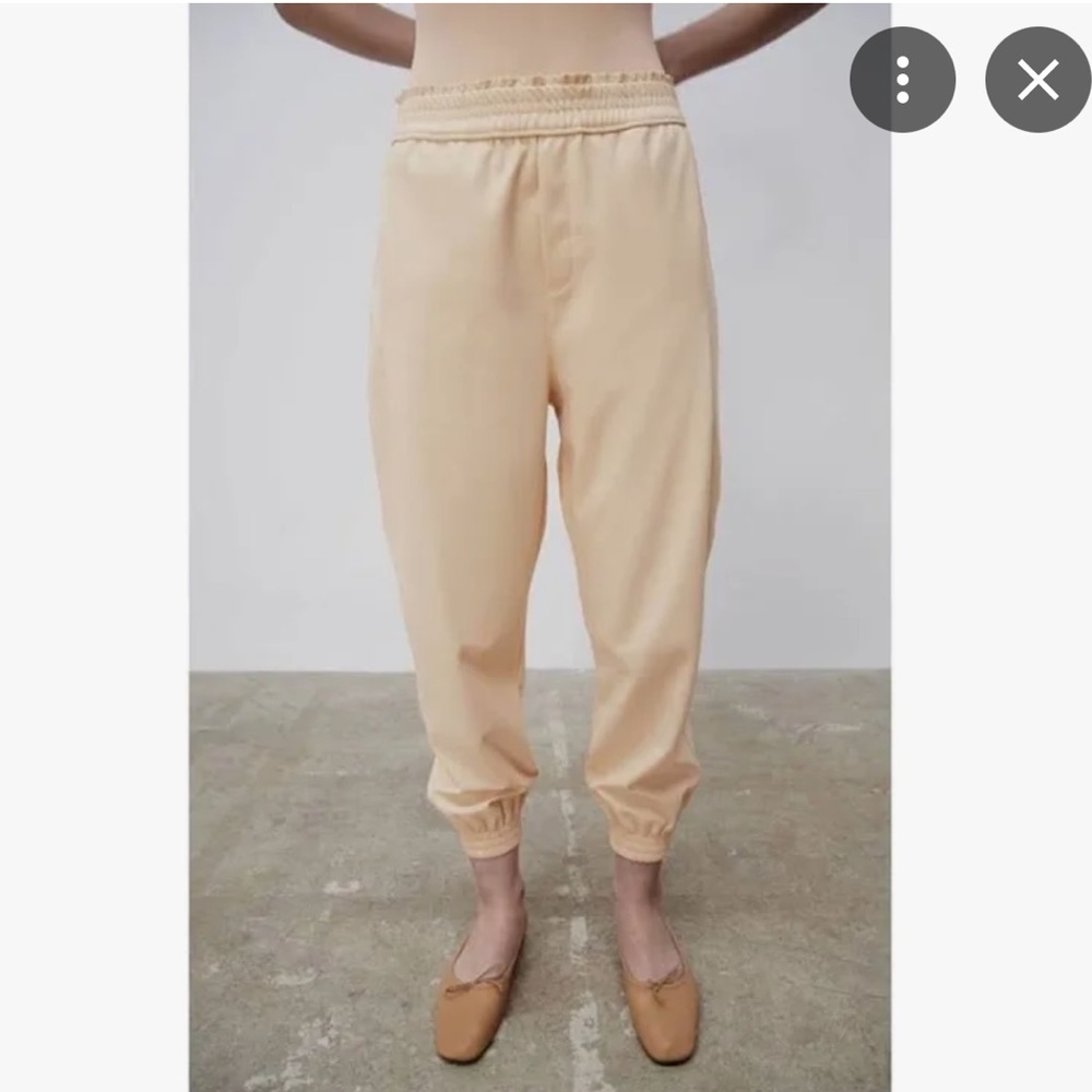 ZARA Technical Highwaisted Pant Jogger